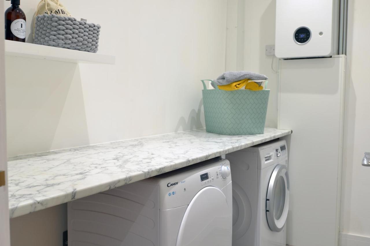 Outstanding Modernised 3/4 Double Bedroomed House Littlehampton Buitenkant foto